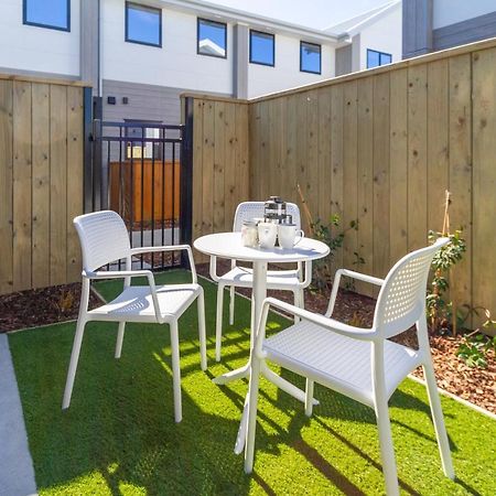 Beachside Bliss: 1 Bed 1 Bath Christchurch Buitenkant foto