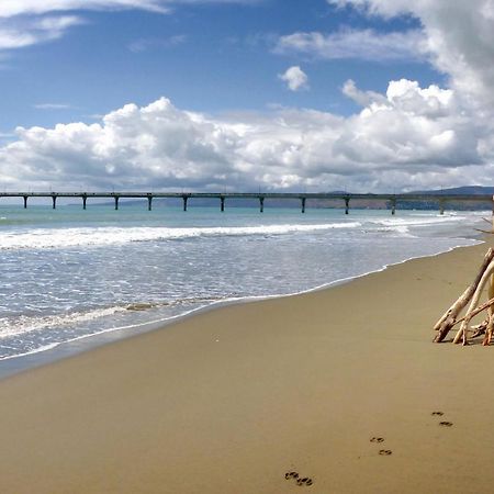 Beachside Bliss: 1 Bed 1 Bath Christchurch Buitenkant foto