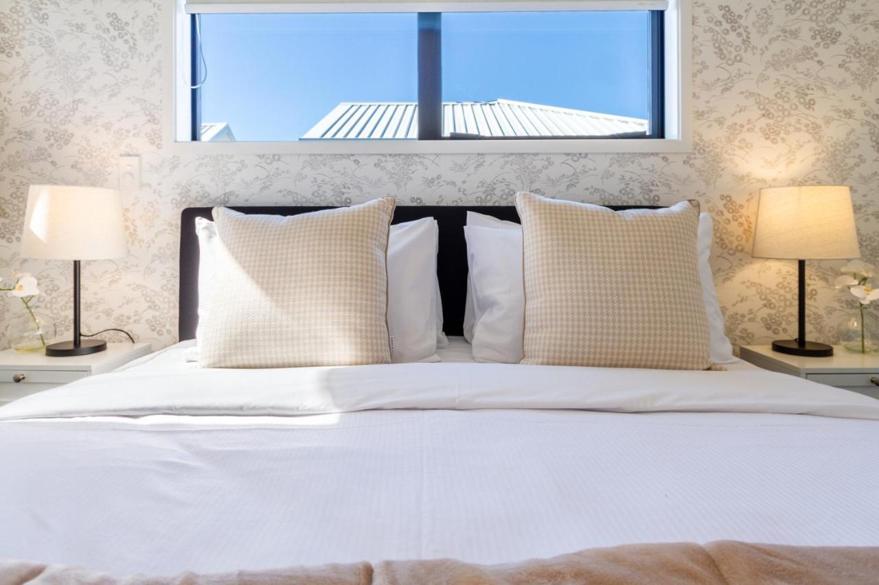 Beachside Bliss: 1 Bed 1 Bath Christchurch Buitenkant foto